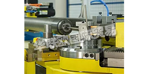 SENIOR-AEROSPACE-ERMETO是流體傳輸組件的領先供應商，其產品質量得到認可。  　　Ermeto存在于不同的細分市場：航空航天，海運，國防和各種行業(yè)。