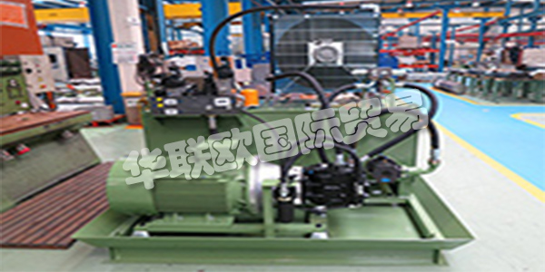 GLUAL擁有自己的ENGINEERING DEPARTMENT專(zhuān)業(yè)從事工業(yè)過(guò)程的自動(dòng)化：液壓  　　系統(tǒng)和電子系統(tǒng)?？蛻?hù)滿(mǎn)意是他們整合最佳交鑰匙解決方案的主要目標(biāo)。