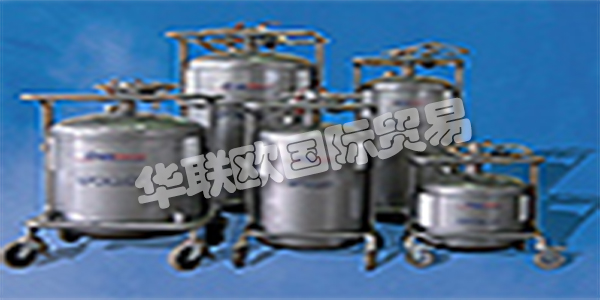 CRYOTHERM它分配溫度保持可用時(shí)間長(zhǎng)，都提供了容器和傳送控制系統(tǒng)，通過(guò)他們的研究，一個(gè)特殊的，復(fù)雜的絕緣專門開發(fā)：內(nèi)外容器之間的高品質(zhì)的多層真空超級(jí)絕緣，高活性的吸附劑和一種基于計(jì)算機(jī)的，優(yōu)化的熱設(shè)計(jì)減少熱的發(fā)生率因此液態(tài)氣體的蒸發(fā)量降至最低。他們?yōu)槊宽?xiàng)任務(wù)為您制造合適的容器。無(wú)論是小型還是大型，無(wú)論是固定的還是移動(dòng)的，用于短期或長(zhǎng)期存儲(chǔ)，用于實(shí)驗(yàn)室或z。B.海外運(yùn)輸。