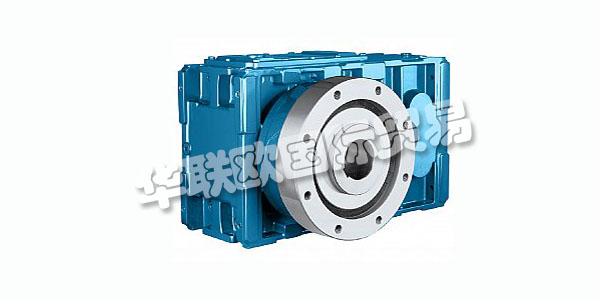 PIV DRIVES 是全球知名的機(jī)械齒輪裝置生產(chǎn)商，產(chǎn)品廣泛應(yīng)用于塑料和橡膠領(lǐng)域。自1928年成立于德國(guó)，他們是建造齒輪箱的專家，可滿足現(xiàn)代工業(yè)的苛刻要求 - 在質(zhì)量，可靠性，卓越性能和預(yù)期壽命方面。這些只是PIV產(chǎn)品聲譽(yù)卓著的主要原因，另一個(gè)是著名的“德國(guó)制造”方法。