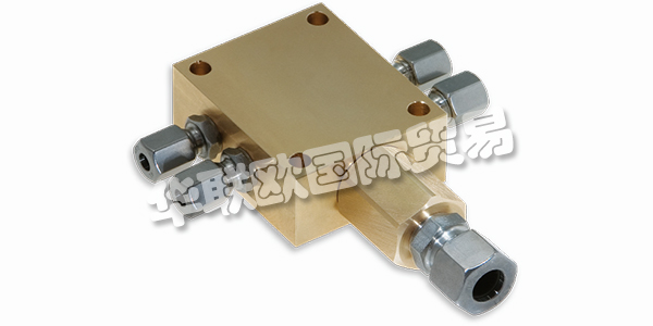 REBS Zentralschmiertechnik GmbH成立于1948年，現(xiàn)已發(fā)展成為一家現(xiàn)代化的國(guó)際公司。這家家族企業(yè)現(xiàn)已進(jìn)入第三代管理層，在全球擁有150多名員工，是中央潤(rùn)滑技術(shù)眾多領(lǐng)域的領(lǐng)先供應(yīng)商。