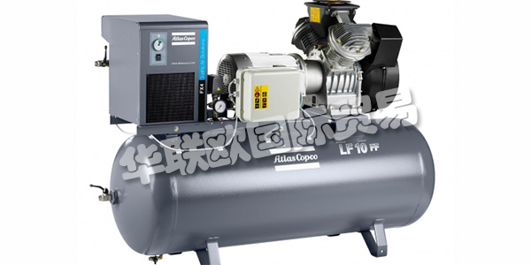 ATLAS COPCO總部位于瑞典斯德哥爾摩，客戶遍及全球180多個(gè)國家和地區(qū)。ATLAS COPCO集團(tuán)為客戶提供創(chuàng)新的壓縮機(jī)、真空解決方案和空氣處理系統(tǒng)、動(dòng)力工具和裝配系統(tǒng)。ATLAS COPCO專注空壓機(jī)開發(fā)、創(chuàng)新及安全百余年，利用廣博的知識(shí)、豐富的行業(yè)經(jīng)驗(yàn)為您提供更佳的空壓機(jī)。下文為您介紹ATLAS COPCO空壓機(jī)。